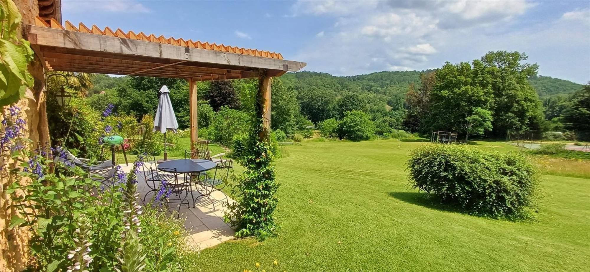 Domaine De Cournet Haut, A 17Th Century Property Set On A Calm, Idyllic Domain With Pool, Tennis, Bikes And More Les Vauries المظهر الخارجي الصورة
