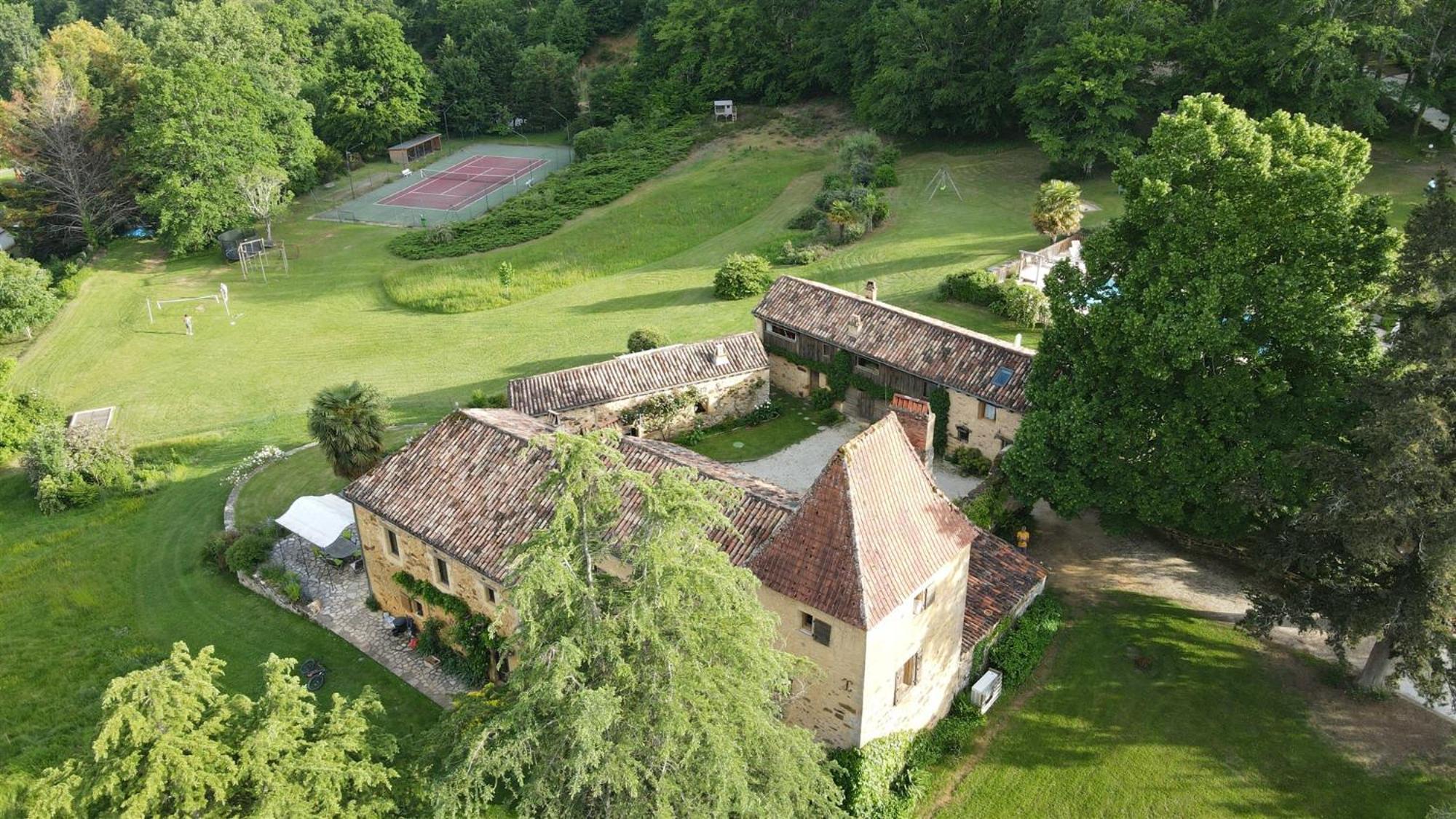 Domaine De Cournet Haut, A 17Th Century Property Set On A Calm, Idyllic Domain With Pool, Tennis, Bikes And More Les Vauries المظهر الخارجي الصورة