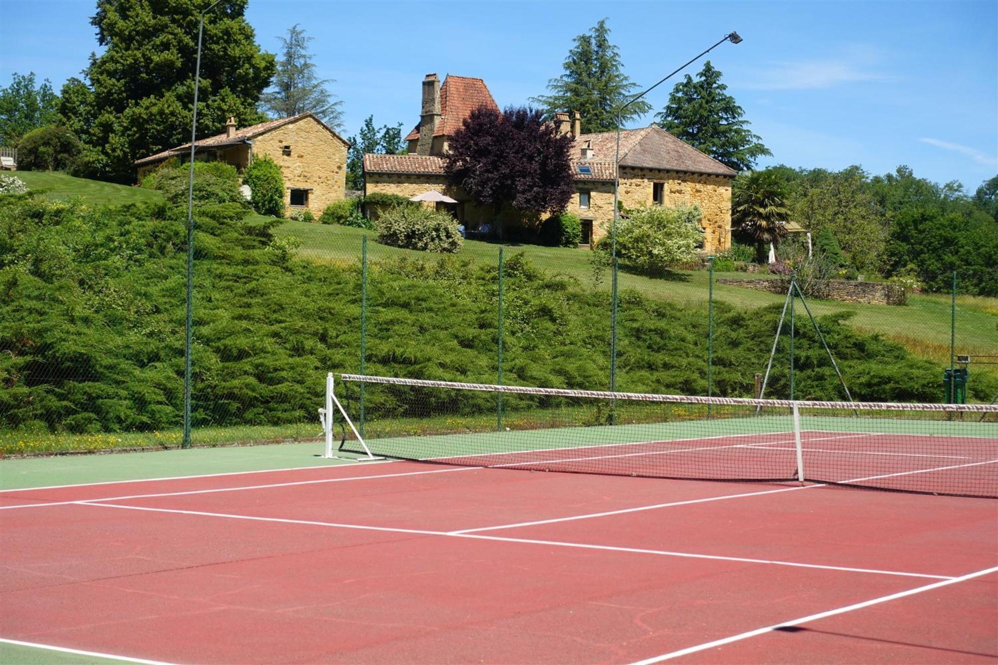 Domaine De Cournet Haut, A 17Th Century Property Set On A Calm, Idyllic Domain With Pool, Tennis, Bikes And More Les Vauries المظهر الخارجي الصورة