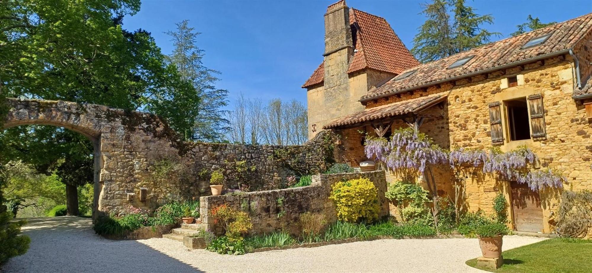 Domaine De Cournet Haut, A 17Th Century Property Set On A Calm, Idyllic Domain With Pool, Tennis, Bikes And More Les Vauries المظهر الخارجي الصورة