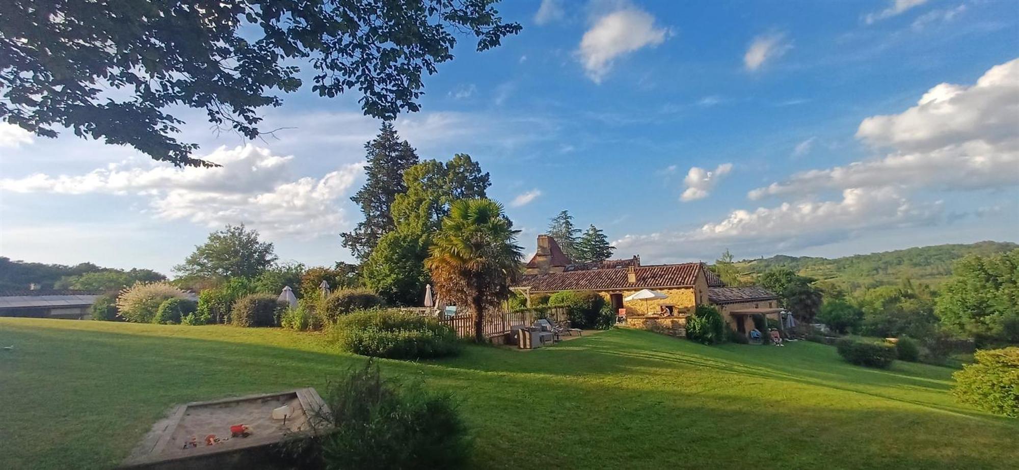 Domaine De Cournet Haut, A 17Th Century Property Set On A Calm, Idyllic Domain With Pool, Tennis, Bikes And More Les Vauries المظهر الخارجي الصورة